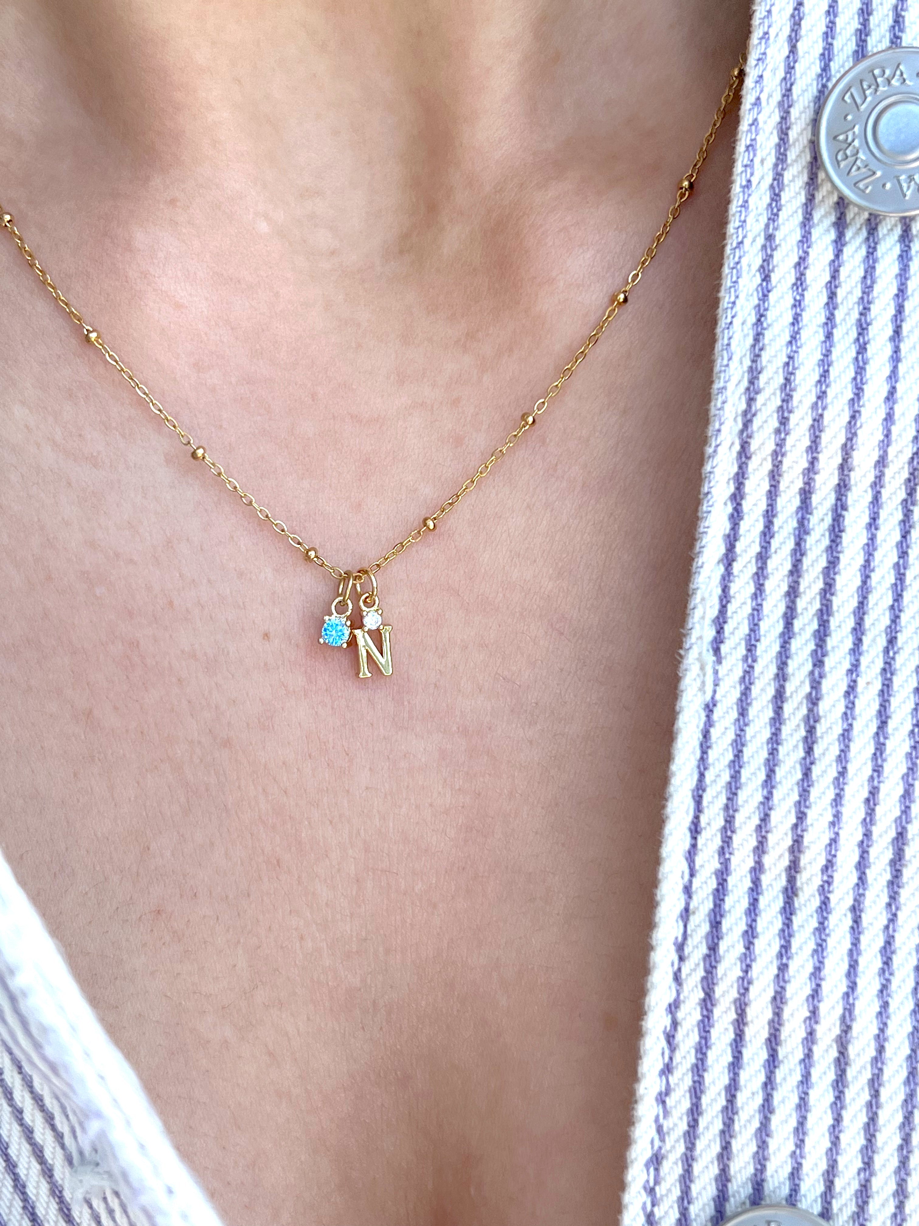 Halskette mit Initialen-Charm